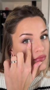 ibcccndc | Under Eye Brightener Conceal & Brighten Dark Circles Nourishing Texture Color Corrects Brightens Concealer Eye Area Makeup