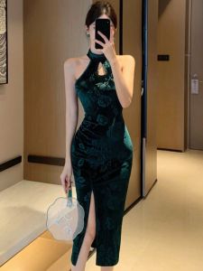 ชุดกี่เพ้าผ้ากำมะหยี่สไตล์จีนย้อนยุค แขนกุด ทรงเอ ยาวปานกลาง ผ้าฝ้ายผสมโพลีเอสเตอร์ วัสดุอื่นๆ 100%