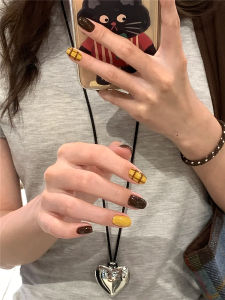 High Quality Handmade Nail Art Stickers Short Style Yellow Plaid Wearable Nails Autumn Winter High End Feelings for New Year