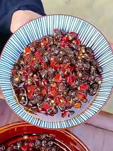 FANZUZHEN | Spicy Chili Sauce with Bean Curd Wild Pepper & Pickled Chili Suitable for Side Dishes and Noodle Dressing