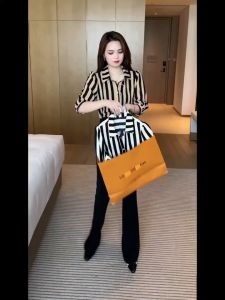 Stripe Blouse Women Korean Style Work Shirt High-End Wear Striped Three-Quarter Sleeve Shirt Womens Loose Thin and Breathable Shirt Top Formal Shirt Women Office Wear Women baju perempuan kemeja perempuan