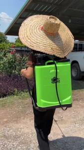 ถังโยก ถังพ่นยา AKI มือโยก 16 และ 20 ลิตร อุปกรณ์ครบชุดพร้อมใช้งาน ถังฉีดยาแบบโยก ถังพ่นยามือโยก ถังพ่นยาแบบโยก  ถังพ่นยาด้ามโยก