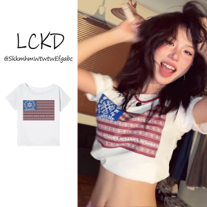 เสื้อยืดแขนสั้นผู้หญิงหลวมๆ สำหรับฤดูร้อน 2025 ดีไซน์พิมพ์ลายสุดเทรนด์ ทรงหลวมๆ สำหรับสาวๆ ใส่ไปเที่ยว