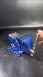 LRT ปากกาจับชิ้นงาน ปากกาตั้งโต๊ะ ขนาด 3นิ้ว - 10นิ้ว ฐานหมุนได้360องศา