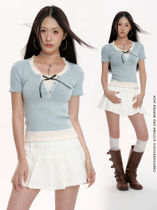 เสื้อยืดแขนสั้นผู้หญิงทรงเข้ารูปสีน้ำเงิน ผ้าถัก ทรงเข้ารูป ทรงเข้ารูป แขนสั้น คอวี สไตล์หวาน เสื้อชั้นในฤดูร้อน