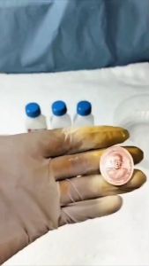 น้ำยาล้างผิวพระ ล้างรมดำ เปิดผิวพระ 60 ml. น้ำยาพระเครื่องจริงใจ น้ำยาพระจริงใจ น้ำยาล้างพระ เปิดผิวพระ ทำให้ชิ้นงานสะอาดและใหม่ แบรนด์ จริงใจ