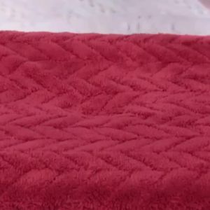 High Quality Thick Coral Velvet Bath Towels Soft and Absorbent Towels Sports Beach Towels for Home and Hotel Use