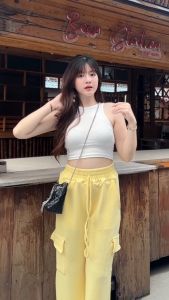 🌈SpinnyHouse🌈 เสื้ื้อครอปกล้าม ผ้าเรย่อน สบายม้าก ผ้าบางยิดเยอะ 💖 ผ้าเย็น นางแบบระดับสีชมพู รุ่น SpinnyHouse กล้ามโบตั๋น