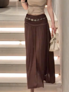 MANMI | Chân Váy Xếp Ly A-line Màu Khaki Vintage