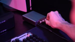 Fosi Audio K5 PRO USB Gaming DAC With Microphone Headphone Amplifier Mini Audio DAC for PS5 Desktop Powered Active Speakers