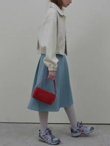 กระเป๋าถือหนังสีแดงสำหรับผู้หญิง YB กระเป๋าสะพายข้างหนังนิ่มสไตล์ย้อนยุค 90s กระเป๋าถือหนังแท้ขนาดเล็กสำหรับฤดูใบไม้ร่วงและฤดูหนาว