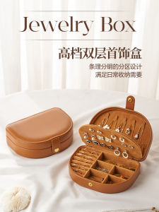 กล่องเก็บเครื่องประดับแบบพกพาสไตล์ฝรั่งเศสใหม่ที่หรูหราพร้อมชั้นวางรองรับแหวนและสร้อยคอแบบย้อนยุคหลายช่อง