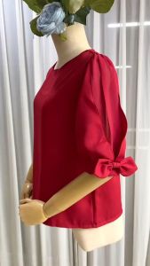 เสื้อแต่งแขนแหวกซ้อนผ้าติดโบว์น่ารัก - เสื้อมือและความงามดีที่สุดในชุดผ้าที่น่ารัก