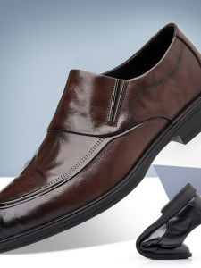 Easy Slip-On Black Derby Shoes With Embossed Design