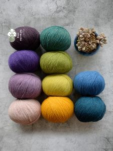LOVEYARN | Pure Wool Knitting Yarn for Medium and Thin Scarves and Sweaters