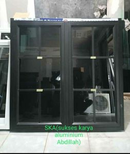 JENDELA ALUMINIUM KACA SLIDING MOTIF ORNAMENT UK T100xL100 tinggal pasang