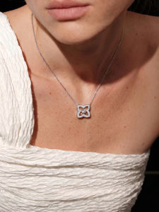 CAFFTI | Luxury Four-leaf Clover Pendant Necklace