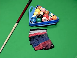 Three Finger Billiard Gloves Left Hand Non-slip Snooker Glove Professional Billiard Gloves