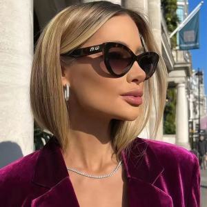 2025 New Cat-eye Sunglasses Retro Sunglasses Womens Small Face Fashionable And High-end Glasses 77104