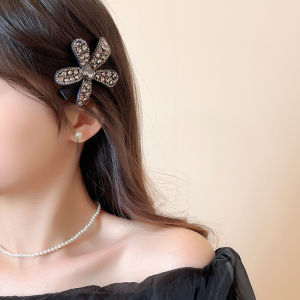 Full Diamond Flower Barrettes Female Summer 2024 New Arrival Fancy Barrettes Side Hair Accessories Headdress Broken Hair Organize Fantastic