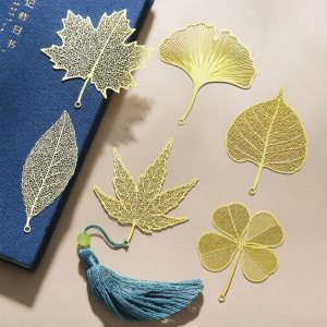 PINZHUOHAOLI | Engraved Copper Metal Bookmark