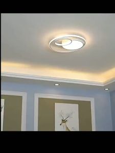 Đèn Ốp Trần hiện đại luôn là sự lựa chọn hoàn hảo cho những không gian sang trọng hiện đại là một dòng sản phẩm đèn mâm thể hiện được sự phá cách trong thiết kế vẻ đẹp không thể nói lên lời. Nhìn qua thì có vẻ đơn giản trong cấu tạo nhưng lại thể hiện đ