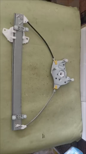 82403-29010 WINDOW REGULATOR FRONT LEFT A/T FOR HYUNDAI ELANTRA (REPLACEMENT) PART #: 82403-29010: 82403-29012