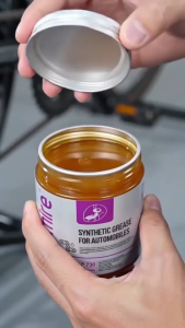 chain lube motorcycle Anti rust and anti-wear long-lasting lubrication reduces wear and tear