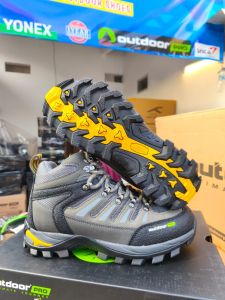 Sepatu Gunung Hiking OUTDOOR PRO LYNK FREE KAOS KAKI+SENDAL Sepatu Outdoor Pria Terbaru Sepatu Hiking Murah