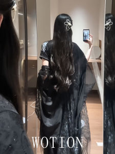 Wo Tion | Black Lace Fringe Slimming Knitted Wrap