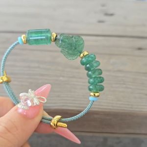 Vòng Phong Thủy Tài Lộc &Tình Duyên lu thống ngũ điếu hồ ly Thạch Anh Dâu Tây Xanh cho mệnh Mộc và Hỏa - Phong Thủy TUDO