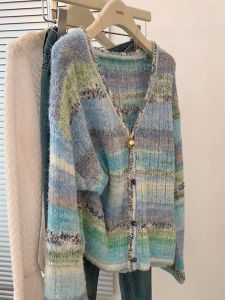 QINGNAER | Elegant Slim-fit Gradient V-neck Knit Cardigan