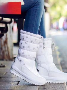 Warm Fleece Lined Snow Boots Womens Thickened Cotton Boots Winter Anti-Slip Zipper Closure Floral Pattern Casual Mid-Calf Boots