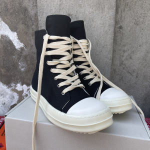 High-Top Canvas Shoes DS Thick Bottom Casual Board Shoes Five-Pointed Star Versatile Short Boots for Men And Women Trendy Real Leather Couples Shoes