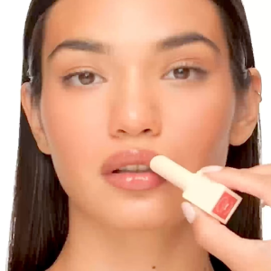 Sunnies Face Glidegloss [ลิปกลอสแบบแท่ง]