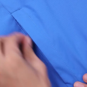 เสื้อแจ็คเก็ตกันลมกลางแจ้งสำหรับผู้ชาย คลุมด้วยผ้า น้ำหนักเบาและบาง กันลมและกันฝน การเดินทางกลางแจ้งและการปีนเขา M-2XL