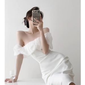 Elegant Design Off-Shoulder Fitted A-Line Dress