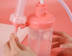 Bình Thụt Rửa Âm Đạo. Bình Xịt Vệ Sinh Vùng Kín Đúng Cách. Kèm Hộp Đựng Sát Khuẩn