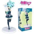 20CM อะนิเมะ Hatsune Miku X Cinnamoroll รูปอะนิเมะสะสมรุ่นตกแต่งตกแต่งเด็ก Kawaii ของขวัญ. 
