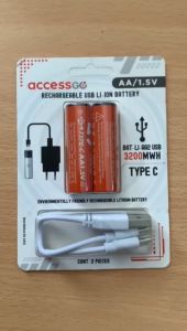 Baterai PREMIUM bisa Cas Isi Ulang 1.5V AA 3200MWH AAA 1200MWH Fast Charging USB Type-C Rechargeable PREMIUM BATTERY
