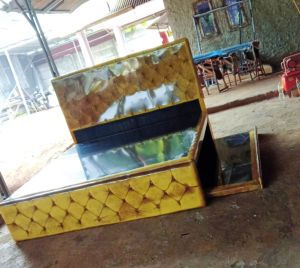 divan sandaran sorong full kancing