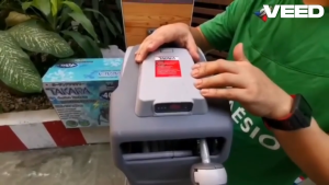 DGTP1003 เจ้าแรก เจ้าเดียว ที่สายยางยาว 40 เมตร พร้อมแบตตารี่ กดปุ่มเดียวเข้าออก ทันสมัย ประกัน 6 เดือน TAKARA