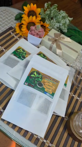 ชาพญาล้างไต ผสมเตยหอม ดื่มง่าย ปลูกธรรมชาติไร้สารเคมี สินค้าดี OTOP ขนาด 12 ซองชา พร้อมส่ง