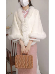 งานแต่งงาน เดรส ผ้าคลุมไหล่ เสื้อโค้ท หนาขึ้น Flocking Style อุ่น เสื้อโค้ท สําหรับเจ้าสาว ฤดูใบไม้ร่วง ฤดูหนาว แจ๊กเก็ต โพลีเอสเตอร์ ไฟเบอร์