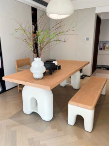 2025 New French Vintage Mid-Century MacDull Dining Table Solid Wood Home Use Small Apartment Original Wood Cream Style Designer Model