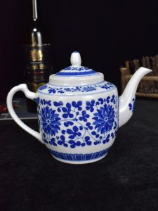 Jingdezhen Blue And White Porcelain Tea Pot Ceramic Tea Brewing Pot Large Capacity Cold Water Oil Pot Old Style Nostalgic Glaze