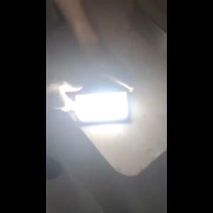 【Malay Stock】Hiberry LED Lampu Solar Wall Light Outdoor Waterproof Auto ON/OFF Energy Saving Lamp Garden Light Decor Wall Lamp for Yard Path House Villa Fence White light