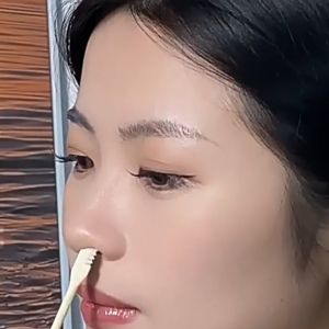 Nose Hair Trimmer Double Head Manual Nose Hair Remover Cleaning Tool 梳齿鼻毛修剪器清洁鼻毛修剪器剃毛剪刀