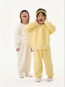 Q21 | Warm Soft Thick Plush Childrens Sleepwear Set Round Neck