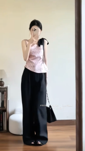 Áo Hai Dây Nữ Chấm Bi Hồng Thiết Kế Trễ Vai Buộc Dây Thắt Nơ